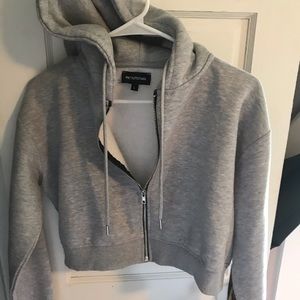 Cropped zip up